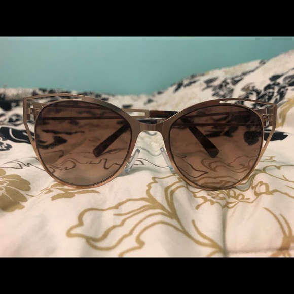 Sunglasses Combo Set! - Picture 2 of 7